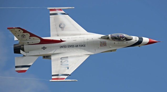 An F-16C of the US Air Force Thunderbirds demonstration squadron. The Thunderbirds began flying the F-16 in 1983.